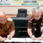 Bupati Bungo H. Dedy Putra menandatangani Perjanjian Kerja Sama dengan Kejaksaan Negeri Bungo di Aula Cempaka, Kantor Bappeda, 28 Februari 2026.”