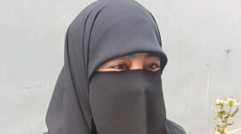 Umi Pipik Ungkap Travel Umrahnya Terdampak Konflik Iran Vs AS-Israel. (Foto: Muhammad Aditya Dzaky Reinaldi/detikhot)

