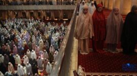 Foto: Umat muslim mengikuti salat Tarawih Ramadan 1447 Hijriah di Masjid Istiqlal, Jakarta, Kamis (19/2/2026). (CNBC Indonesia/Faisal Rahman)

