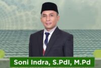 Kepala MTsN 1 Kota Sungai Penuh, Soni Indra, menyampaikan ucapan Selamat Hari Raya Idul Fitri 1447 H kepada seluruh keluarga madrasah.”dan masyarakat.